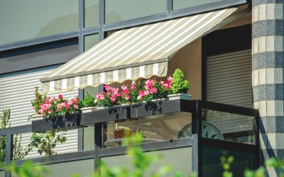 Find Shade and Comfort for Outdoor Spaces with Retractable Awnings New York City Residents Trust